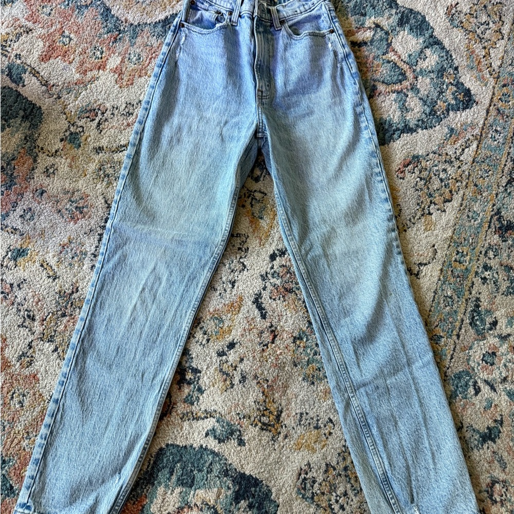 Abercrombie & Fitch Light Wash Denim Jeans